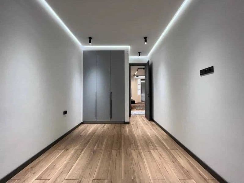 Район: Yunusabad<br />
Адрес: 11 kvartal<br />
<br />
Комнат — фото 5