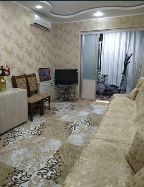 аренда юнусабад 13 квартал <br />
3 комнатная <br />
3/1/4<b