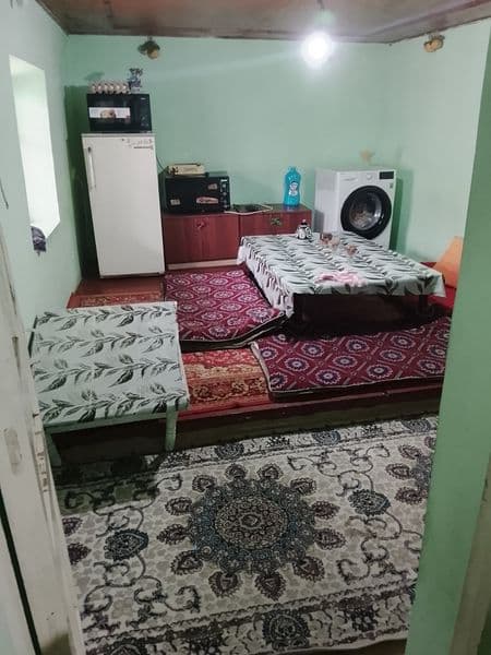 Yashash uchun hamma qulayliklari bor.   1 xona oshxona hammo