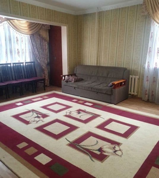 Yunusobod metro oldidagi Kvartira ijaraga beriladi.