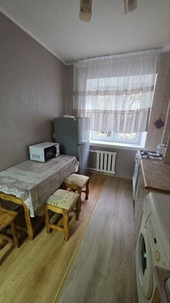 1 комнатная <br />
м.Б.И.Й,Светлана <br />
2 эт 4 ка площадь — фото 4