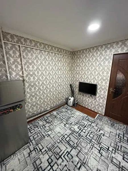 Район Чилонзор <br />
Город  Ташкент<br />
Ориентир Арча Коч