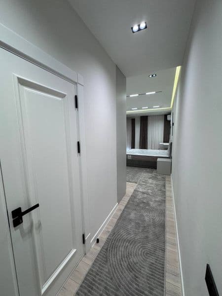 E-ONE ориентир (PIRAMIT TOWER) 3/7/13<br />
7-этаж<br />
131 — фото 2