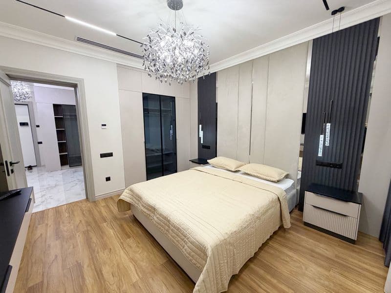 Новая квартира с новым ремонтом <br />
<br />
В квартире ест