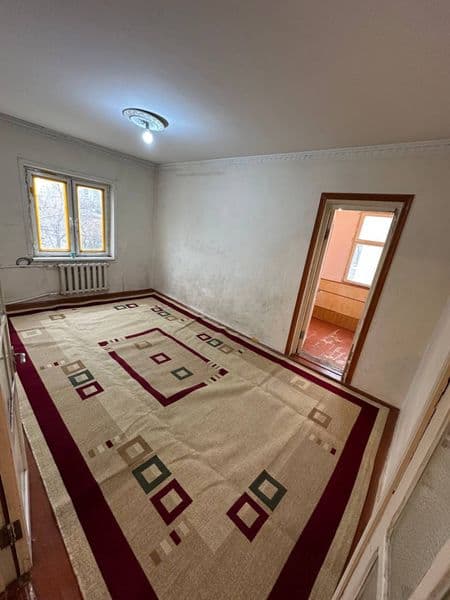 Куйлюк-5 да, медколлеж ёнида жойлашган, жуда қулай ҳудудда, 