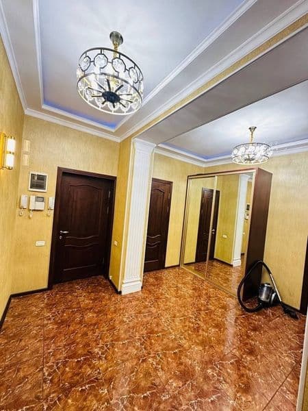 Дархан. Рядом с метро Пушкинская <br />
<br />
Просторная и  — фото 2