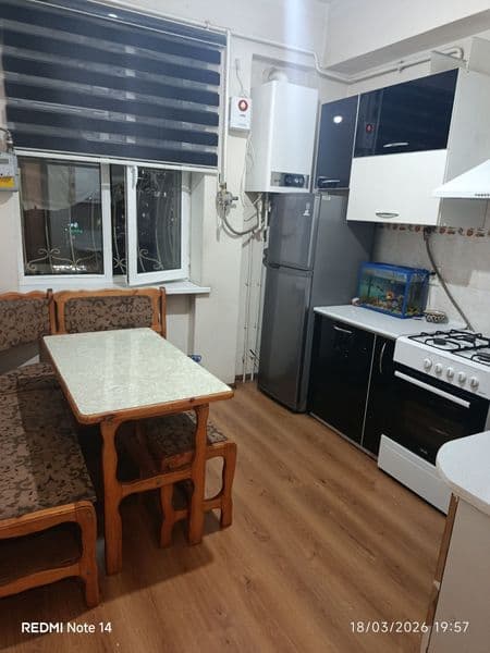 Сдается уютная квартира в хорошем районе.<br />
 Адрес: (Сер