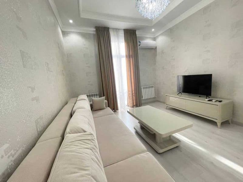 Сдаётся Квартира в Новостройке ЖК Казакстан<br />
Ориентир -