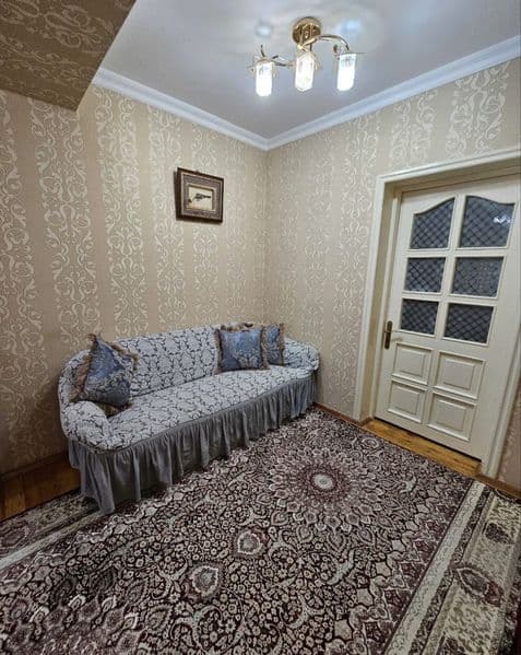 Аренда КОСМАНАВТОМ<br />
5хона<br />
1-етаж<br />
9-етажка<b — фото 3