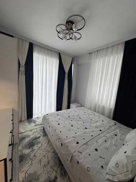 Аренда шикарная 2-комнатная квартира <br />
<br />
Район: Чи — фото 2