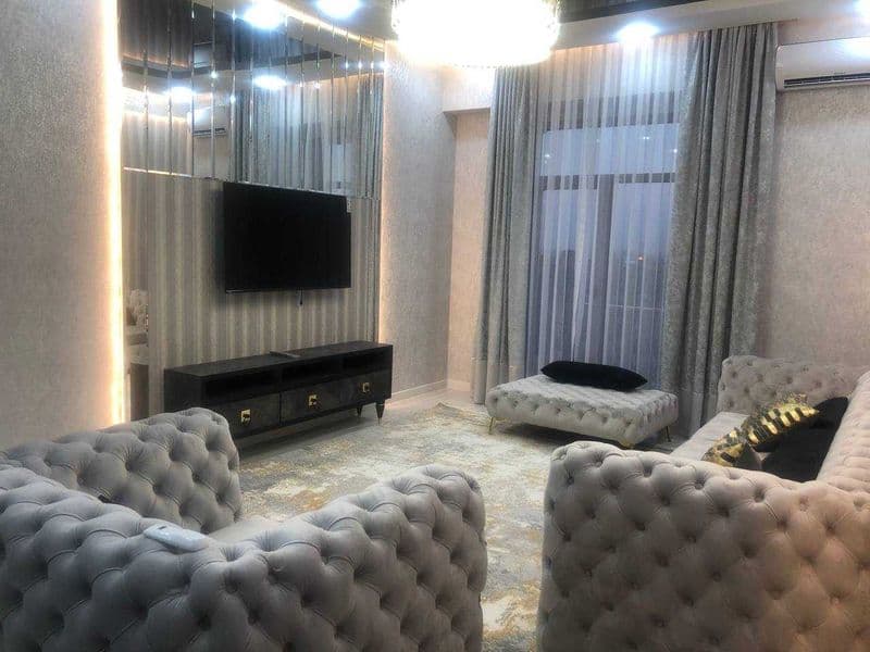 Сдается  квартира Ц-1<br />
Ориентир - Напротив Бибигон<br /