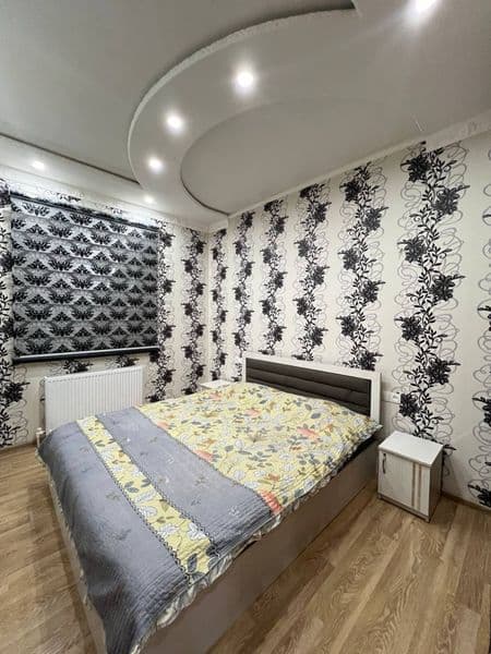 Район: Яшнабод<br />
Количество комнат:2<br />
Этаж:4<br />
