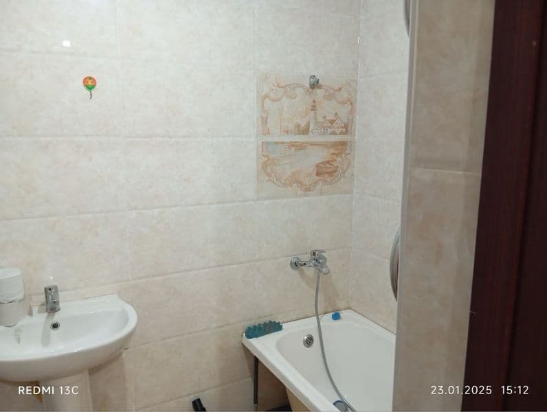 kokcada<br />
1 xona <br />
srochno <br />
  <br />
<br />
3 — фото 2