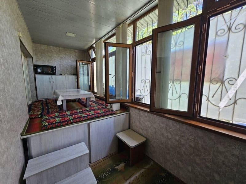 3 хонали квартиранинг 2 хонаси Ижарага берилади. Юмшок мебел — фото 2