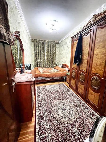 Metro Kosmonavtov Jemchug 2/5/9 komnati razdelnie vse neobxo