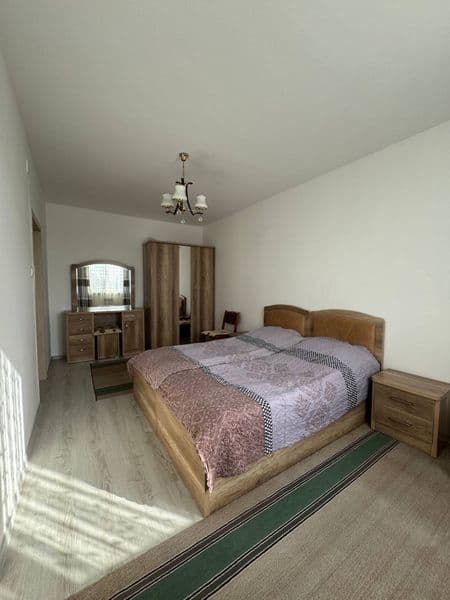 Аренда <br />
<br />
-Район: Яшнабадский<br />
-Ор-р: Ашхаба