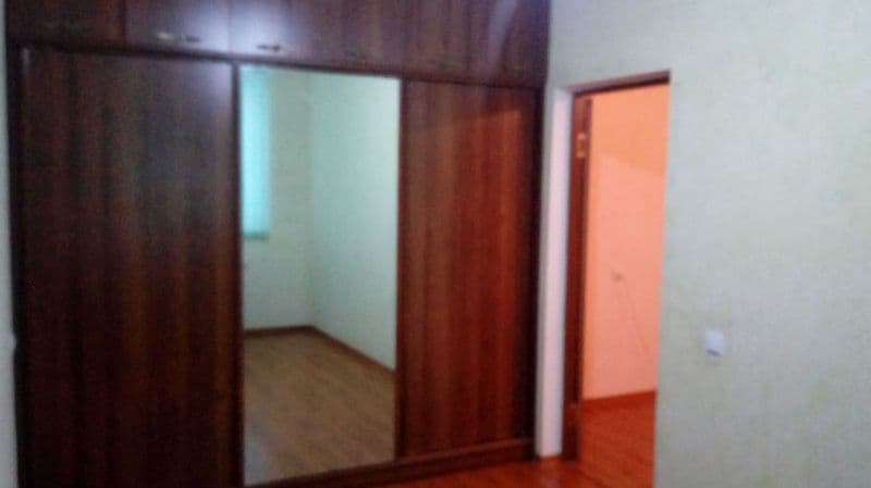 водникда 2 хонали квартира ижарага берилади колган маълумотл