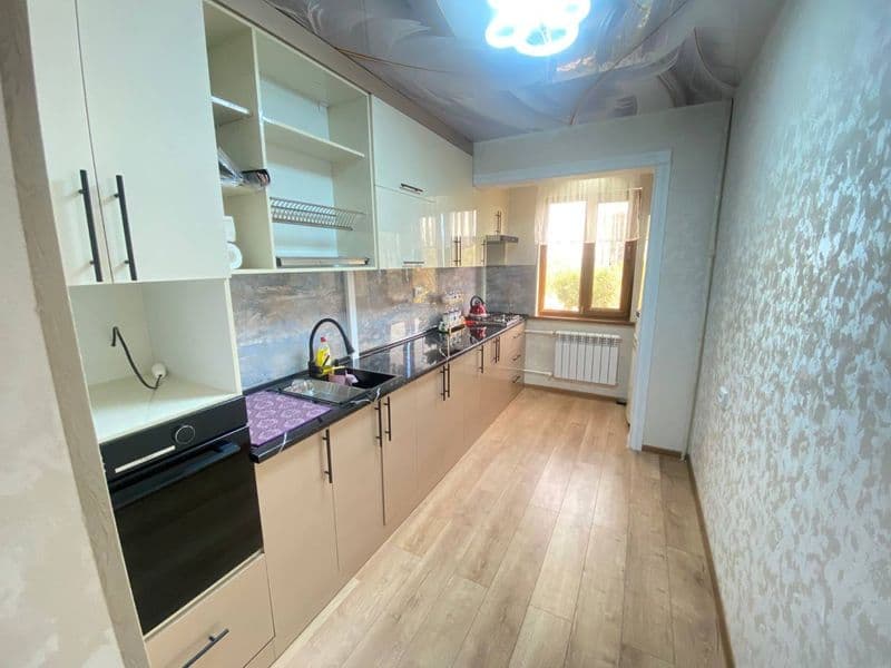 Адрес: Яккасарайский район, улица Бобура, рядом с Яккасарайс