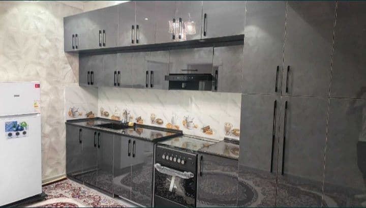 Олмос мфй метрога 15 минутлик йол 1/2 хона клинган кв 44 оил