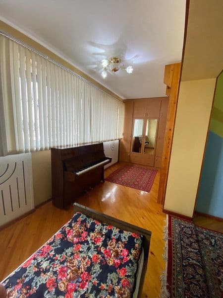 Medgaradok bozorchani orqasida 4 xona 2 etaj xamma sharoiti  — фото 4