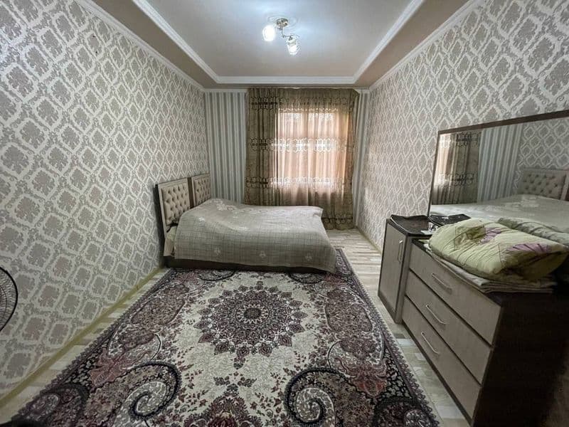 Chilonzor Parus<br />
2 xona razdelniy<br />
Narx 400$ kamun