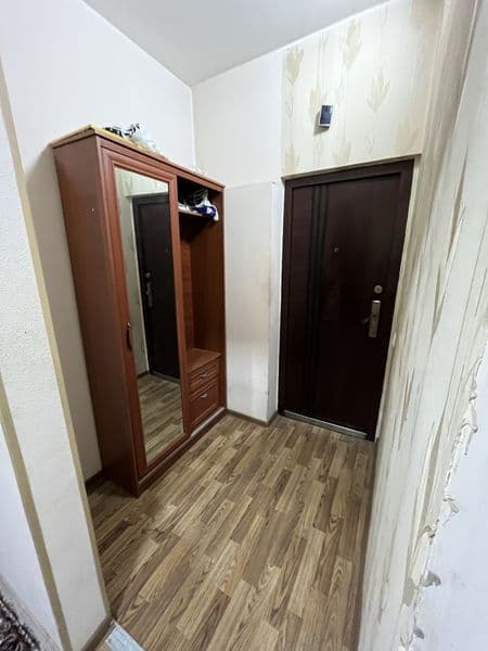 Сдаю од Влад нокомнатную квартиру переделанный на двух первы — фото 3