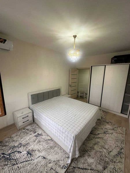 Сдаётся шикарная 1-комнатная квартира в Новостройка<br />
<b