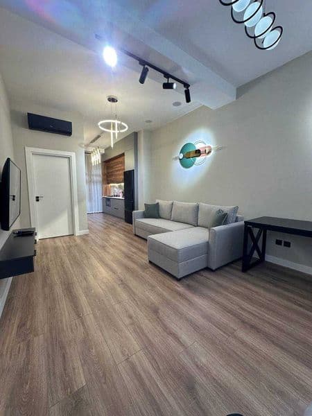 Район: Мирабадский<br />
Адрес: Айбек<br />
Ориентир: Метро< — фото 2