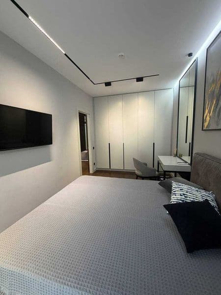 Сдается  2 комнатная  в ЖК Акай сити .  евроремонт .  мебель — фото 3