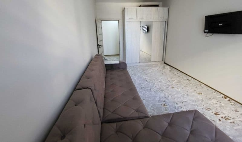 Сдаётся  1 комнатная квартира на Алмазар сити <br />
Полност