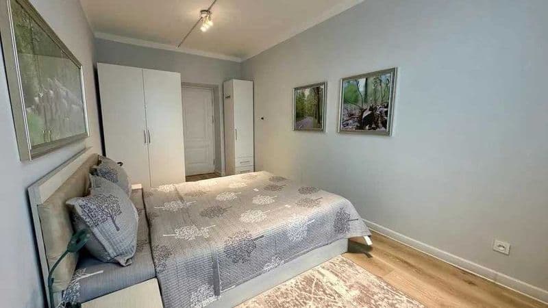 Район: Мирабадский<br />
Адрес: Айбек <br />
<br />
• Комнат — фото 2