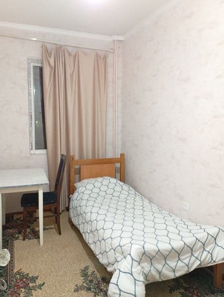 Манзил: Чилонзор метро ёнида ( метро куриниб туради ) <br />