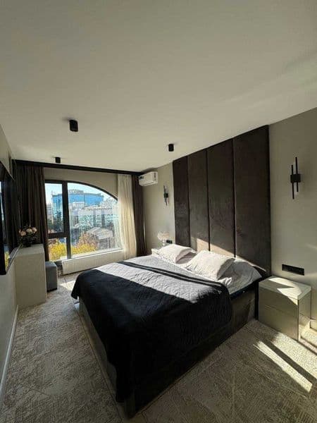 Район: Юнусабадский<br />
Адрес: Юнусабад-4 кв<br />
Ориенти