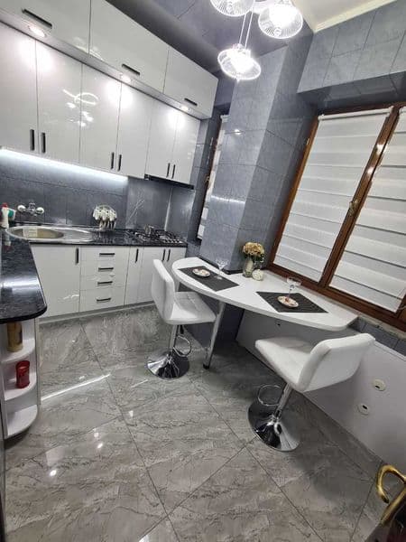 Сдаётся  квартира возле посольства России 3/4/4 95 кв. метро — фото 3