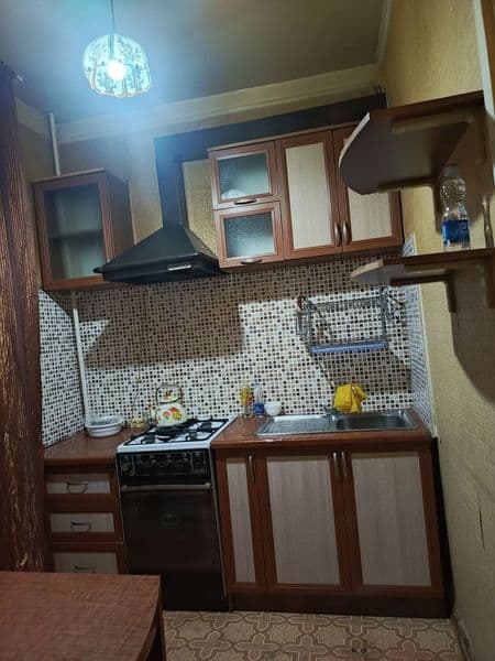 Чиланзар 3.  1 комнатная чистая квартира <br />
1/3/4 <br />