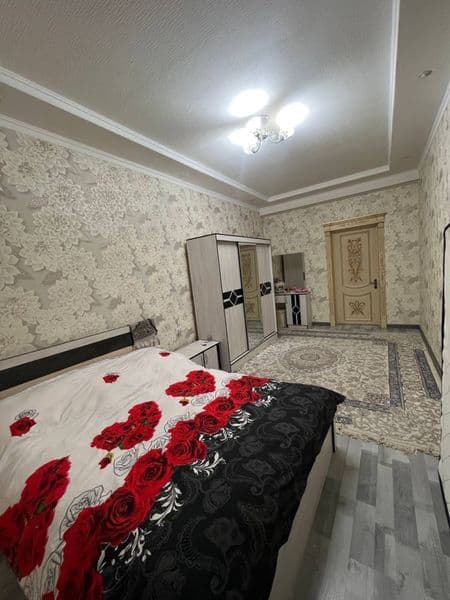 Yakkasaroy Salamatina Qizlarga Srochna 3 xonali navastroyka 