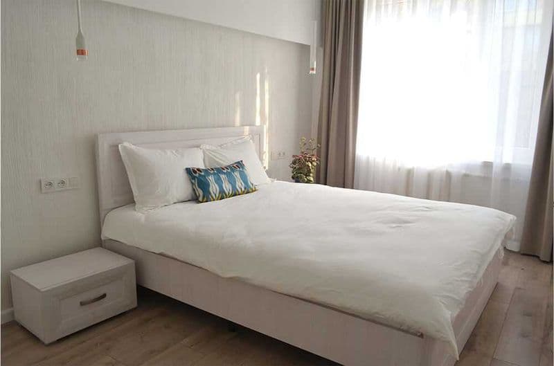 Район: Юнусабадский<br />
Адрес: 4 Квартал<br />
Ориентир: Р