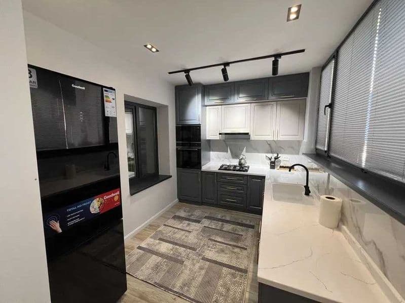 Район: Yunusobod<br />
Адрес: JK Shohsaroy<br />
<br />
Комн — фото 5