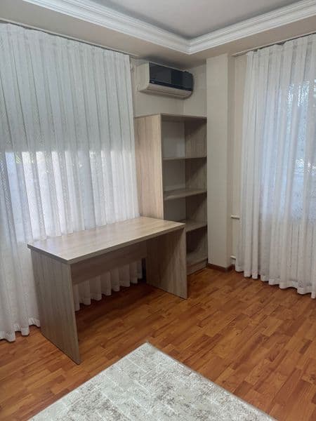 Свободна после 3 мая.<br />
<br />
Сдаётся своя 1-комнатная  — фото 3