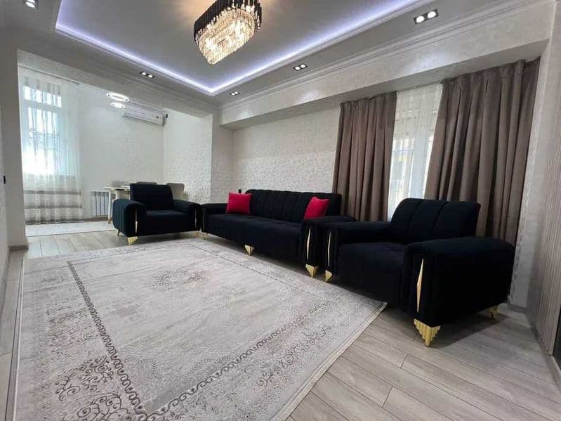 Район: Юнусабадский<br />
Адрес: Ц4 Алайский базар <br />
<b