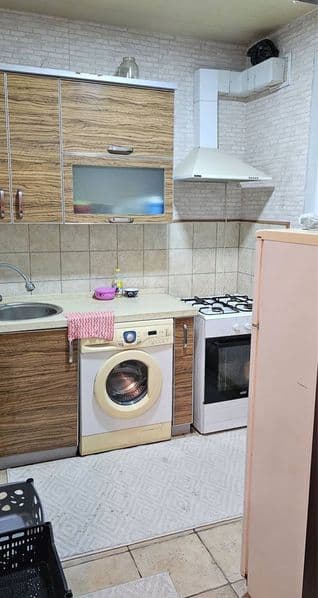 Массив Ялангач<br />
Пойтахт Автосалон<br />
2/3/4<br />
55  — фото 4