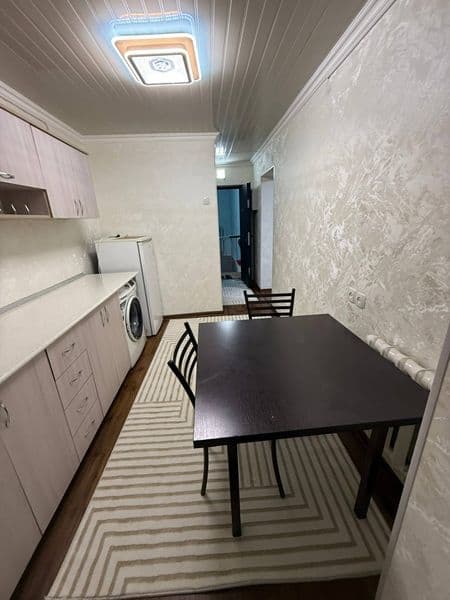 Квартира светлая тёплая. Всё имеется.  Отличное расположение — фото 2