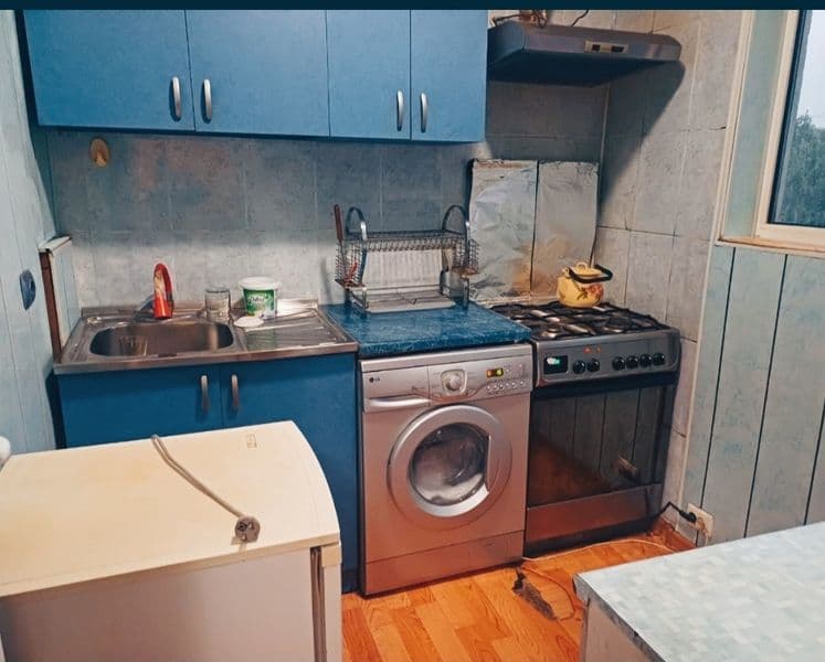 Сдаётся 3х комнатная 3этаж 4дом Чилонзор 11 квартал. <br />
