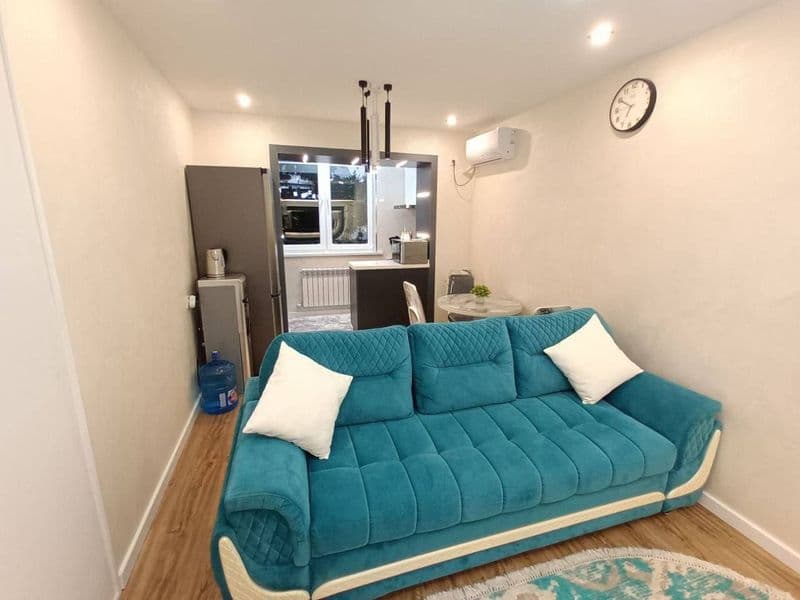 Сдаётся квартира в центре Ташкента<br />
<br />
Ориентир — б