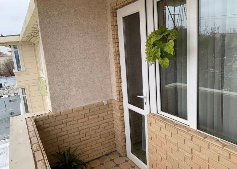 Сдаётся в аренду 1/5/5 Художник <br />
Максим Горький Мирзо- — фото 2