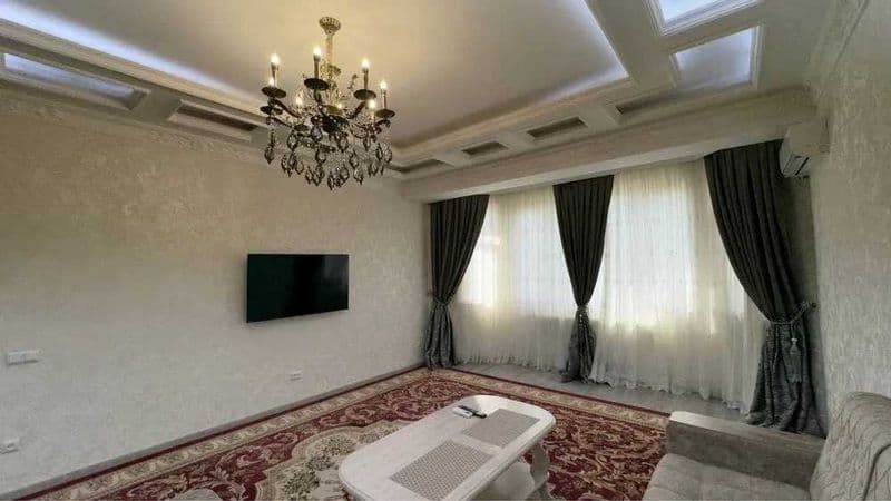 Район: Яккасарайский<br />
Адрес: Бабур парк<br />
<br />
Ко — фото 2