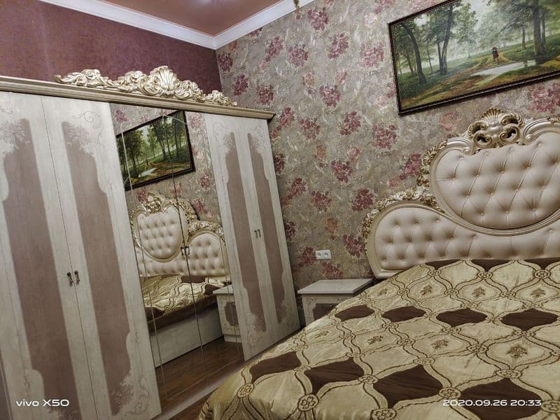 5 этажный кирпичный дом с лифтом,  3 этаж, 80 кв.метров.<br  — фото 2