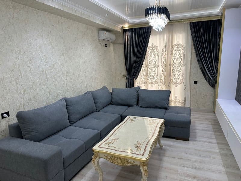 Сдается своя квартира на Яккасарайском районе 3 комнатная 84