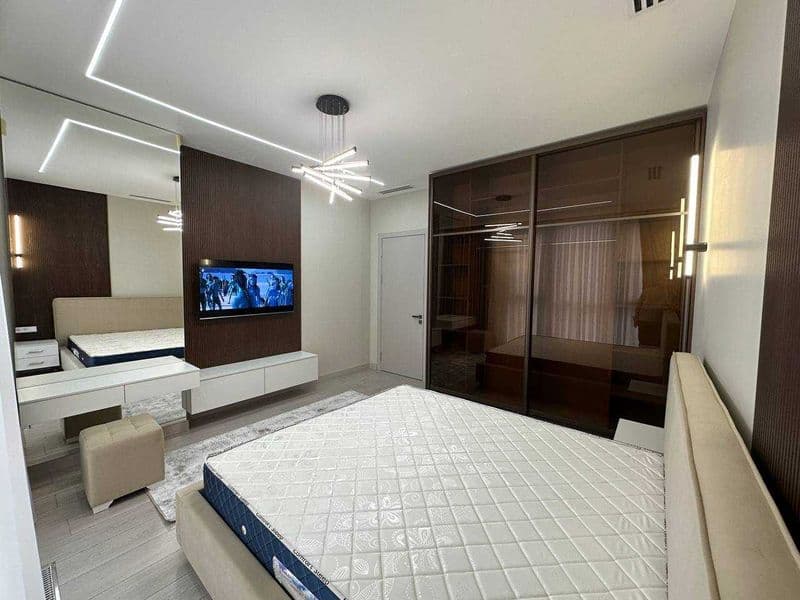 Уникальное предложение аренды в самом центре города<br />
<b — фото 4