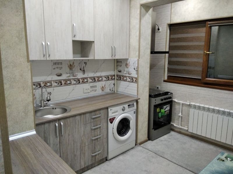 Срочно сдаю 1-комнатная переделанная 2-х комнатную квартиру. — фото 2